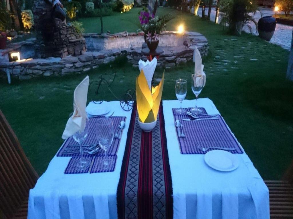 מנדלאי Kyi Tin Hotel מראה חיצוני תמונה
